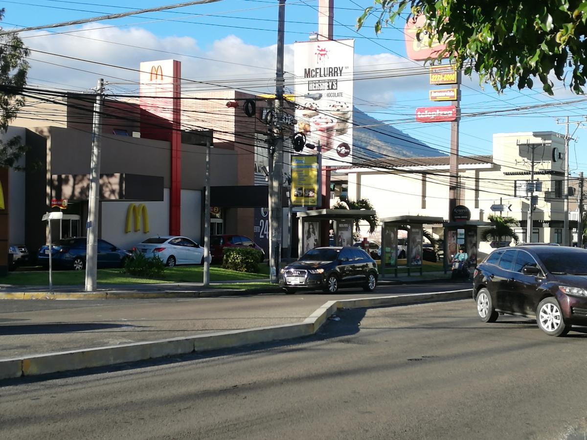 Hotel Boutique Valverde Santa Elena San Salvador Exterior photo